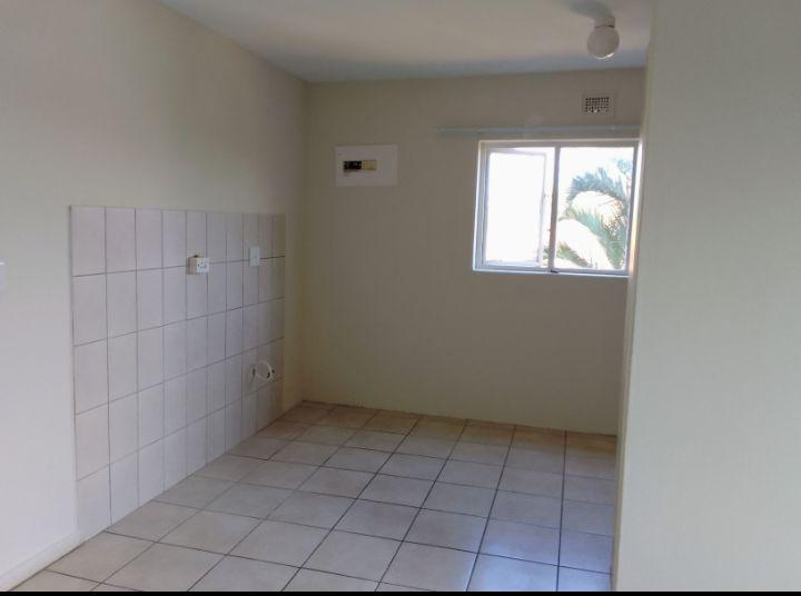 To Let 2 Bedroom Property for Rent in Avoca KwaZulu-Natal