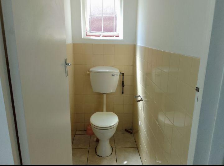 To Let 2 Bedroom Property for Rent in Avoca KwaZulu-Natal