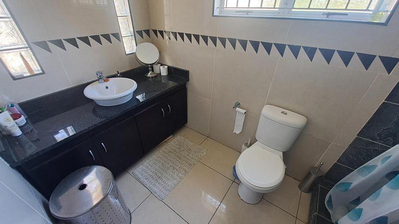 5 Bedroom Property for Sale in Morningside KwaZulu-Natal