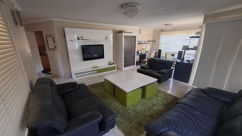 5 Bedroom Property for Sale in Morningside KwaZulu-Natal