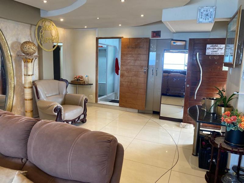 6 Bedroom Property for Sale in North Beach KwaZulu-Natal