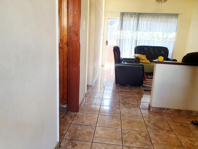 2 Bedroom Property for Sale in Umkomaas KwaZulu-Natal