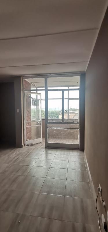 To Let 2 Bedroom Property for Rent in Empangeni Central KwaZulu-Natal