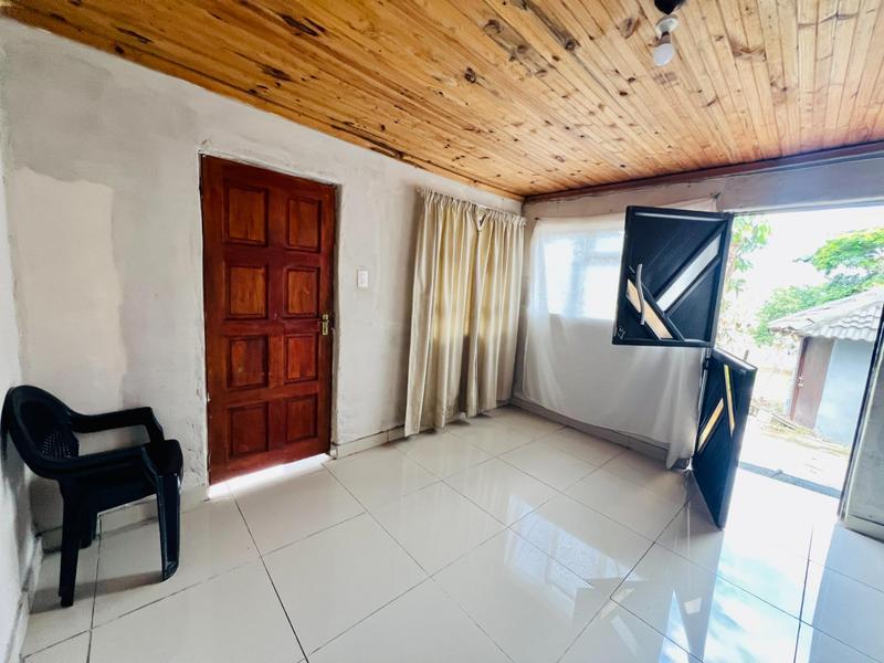 1 Bedroom Property for Sale in Ntuzuma KwaZulu-Natal