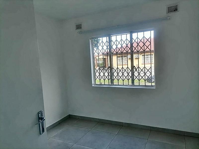 2 Bedroom Property for Sale in Isipingo Rail KwaZulu-Natal