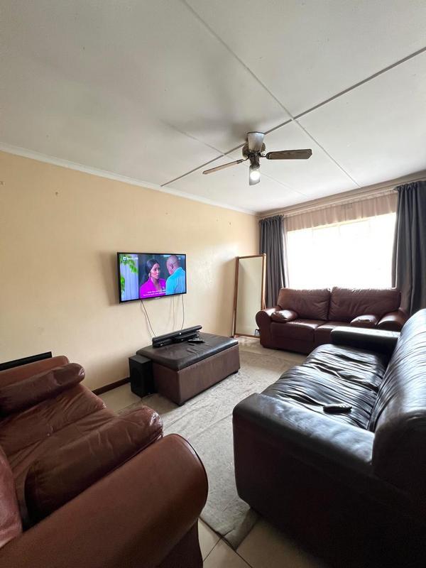 2 Bedroom Property for Sale in New Germany KwaZulu-Natal