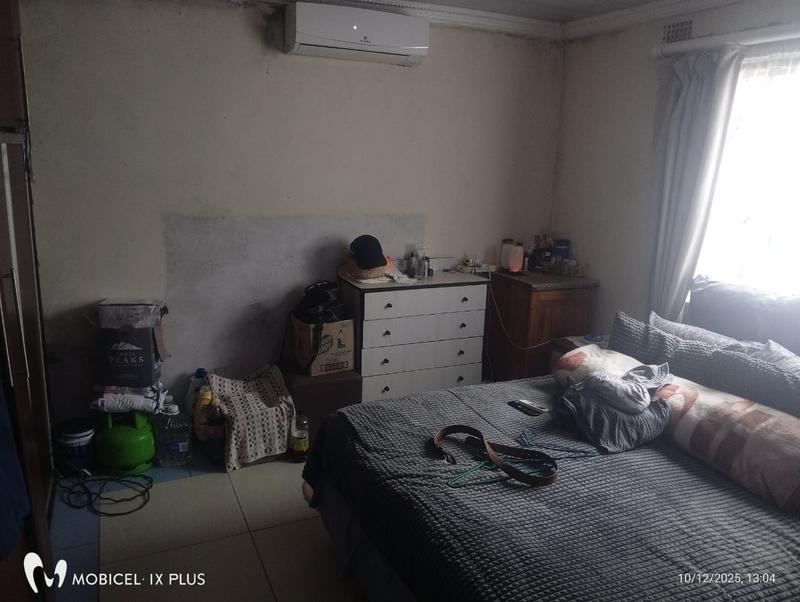 3 Bedroom Property for Sale in Kwamakutha KwaZulu-Natal