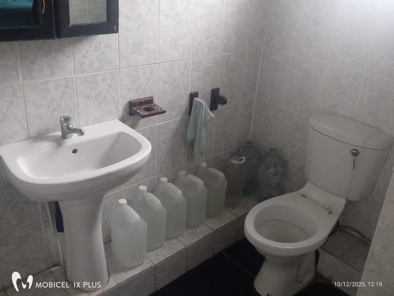 3 Bedroom Property for Sale in Kwamakutha KwaZulu-Natal