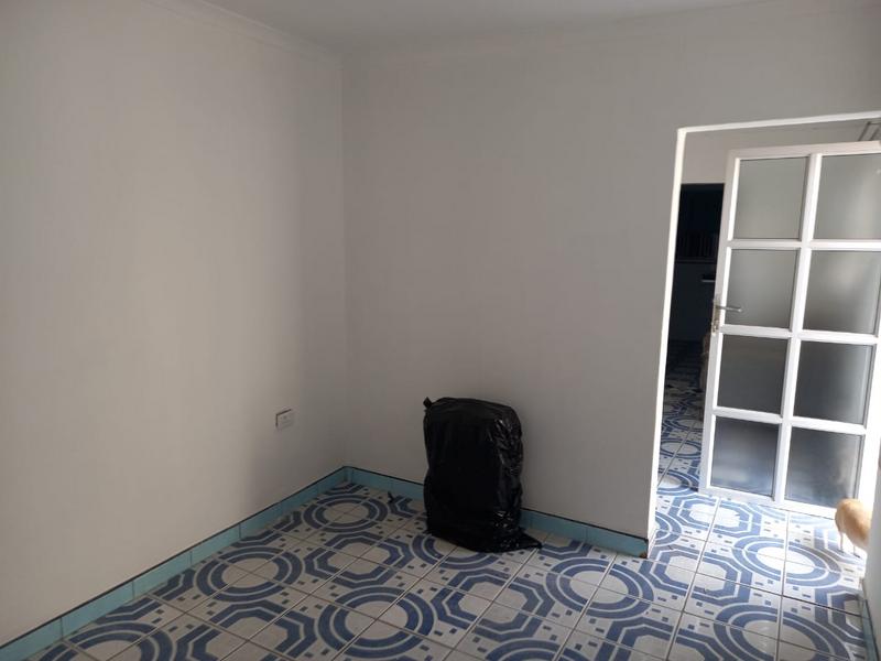 To Let 2 Bedroom Property for Rent in Crossmoor KwaZulu-Natal