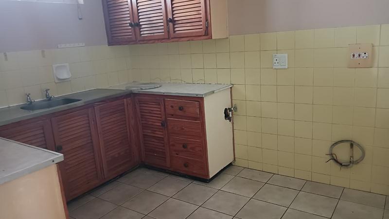 To Let 1 Bedroom Property for Rent in Pinetown KwaZulu-Natal