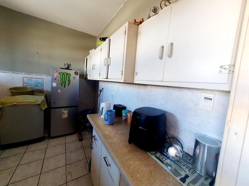 2 Bedroom Property for Sale in Umkomaas KwaZulu-Natal