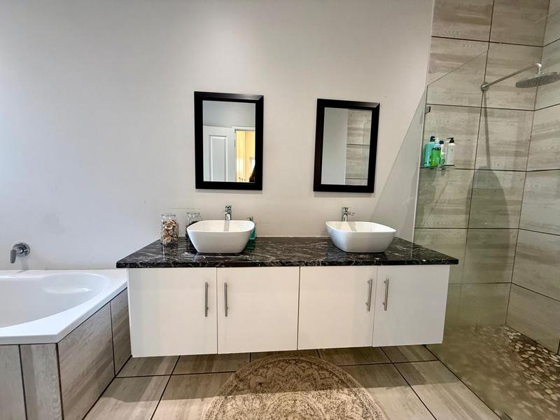 To Let 3 Bedroom Property for Rent in Zini River Estate KwaZulu-Natal