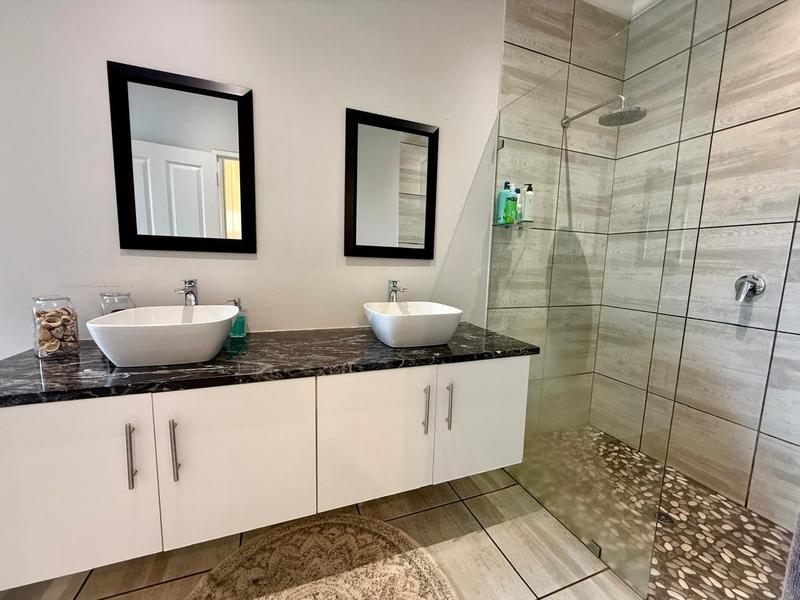 To Let 3 Bedroom Property for Rent in Zini River Estate KwaZulu-Natal