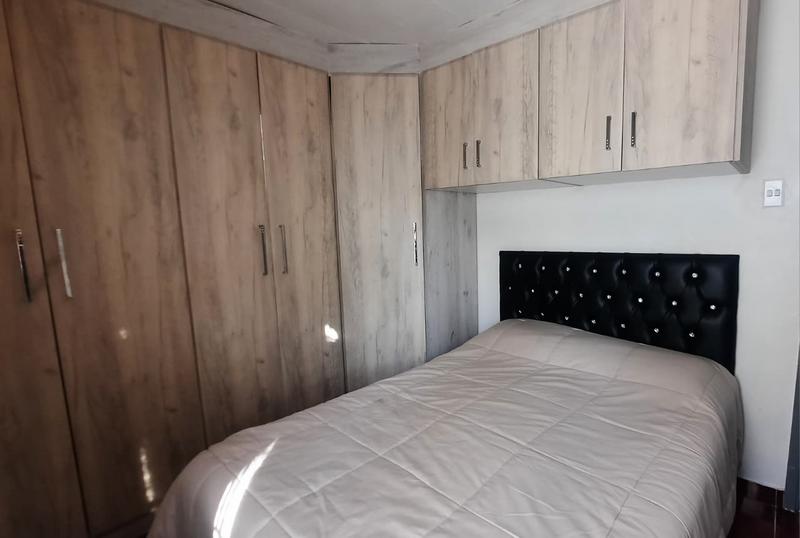 2 Bedroom Property for Sale in Sunford KwaZulu-Natal