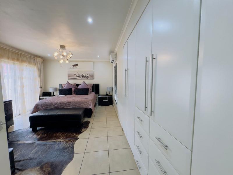 4 Bedroom Property for Sale in La Lucia KwaZulu-Natal