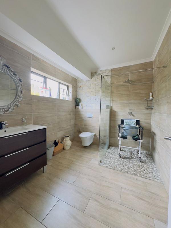 4 Bedroom Property for Sale in La Lucia KwaZulu-Natal