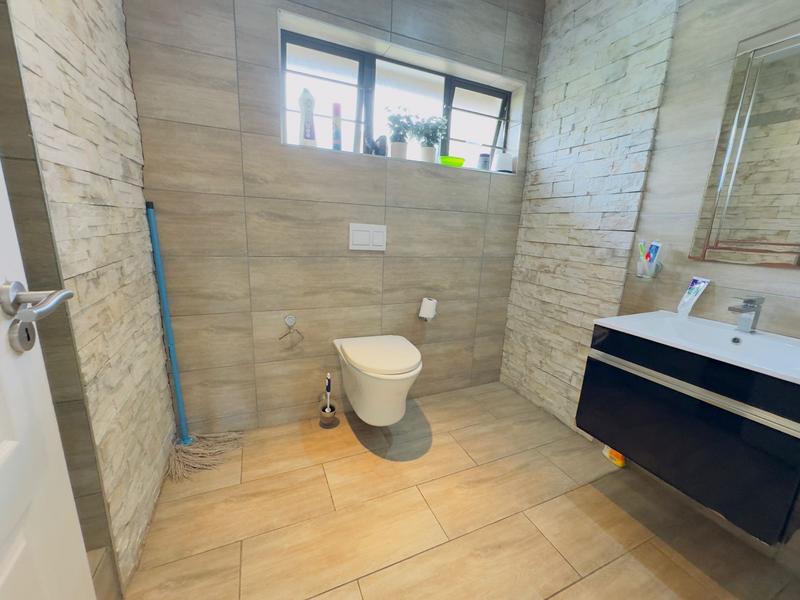 4 Bedroom Property for Sale in La Lucia KwaZulu-Natal