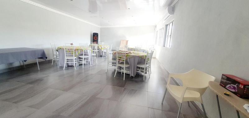 To Let commercial Property for Rent in Roseneath KwaZulu-Natal