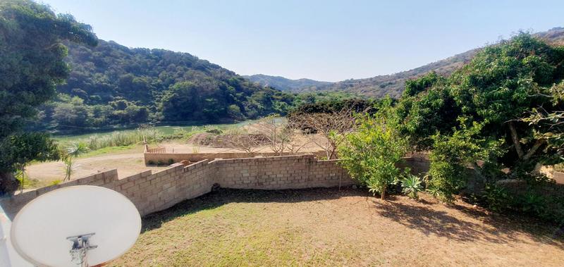 To Let commercial Property for Rent in Roseneath KwaZulu-Natal