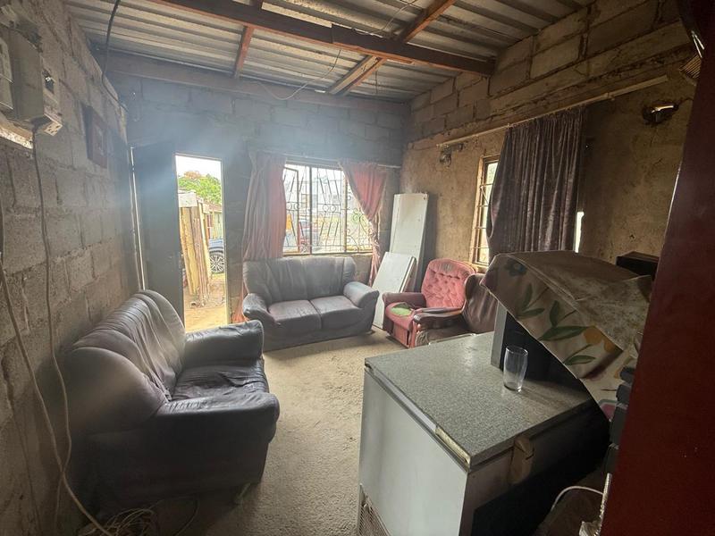 2 Bedroom Property for Sale in Lovu KwaZulu-Natal