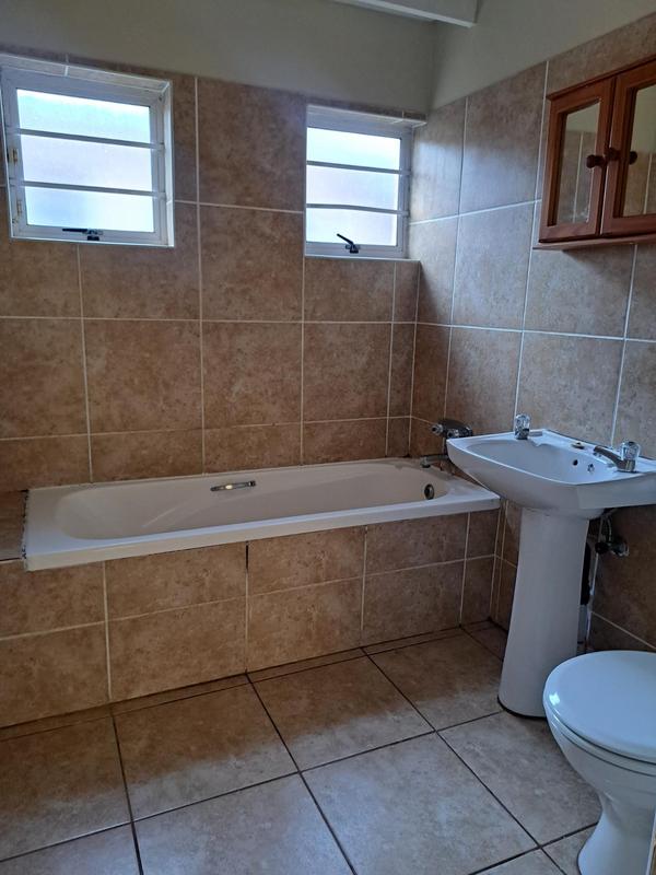 To Let 3 Bedroom Property for Rent in Birdswood KwaZulu-Natal