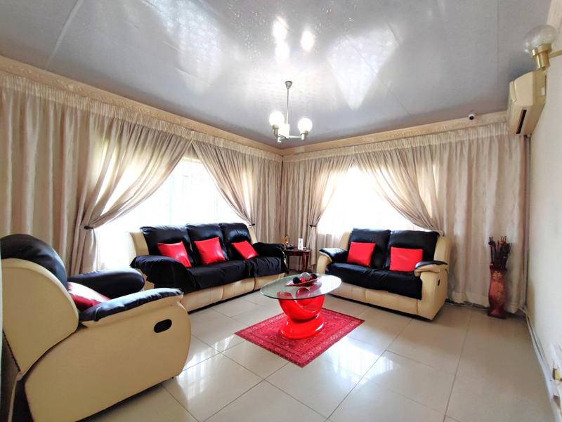 3 Bedroom Property for Sale in Newholme KwaZulu-Natal