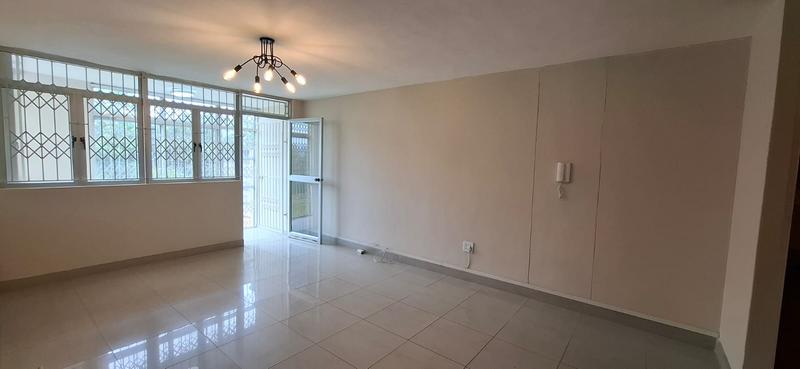 To Let 2 Bedroom Property for Rent in Sherwood KwaZulu-Natal