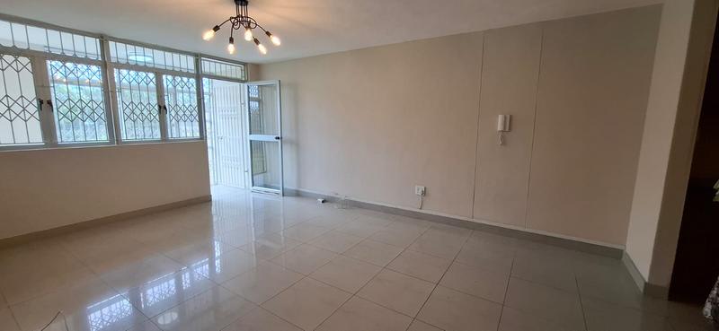 To Let 2 Bedroom Property for Rent in Sherwood KwaZulu-Natal