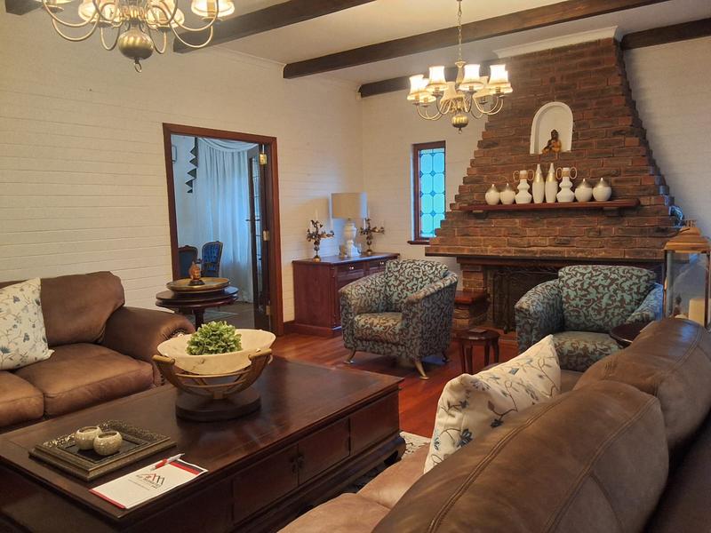 4 Bedroom Property for Sale in Cowies Hill Park KwaZulu-Natal