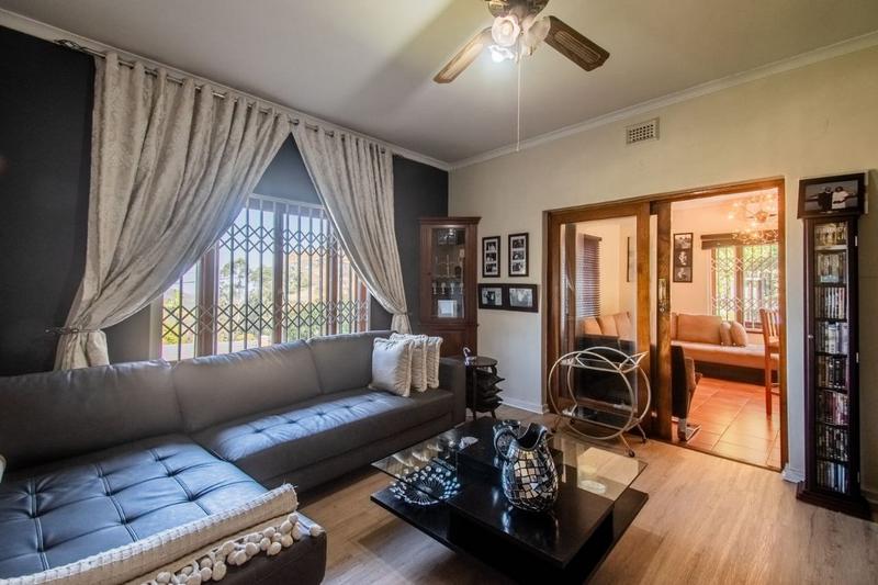 4 Bedroom Property for Sale in Cowies Hill Park KwaZulu-Natal