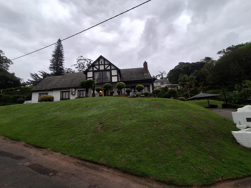 4 Bedroom Property for Sale in Cowies Hill Park KwaZulu-Natal