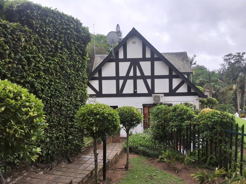 4 Bedroom Property for Sale in Cowies Hill Park KwaZulu-Natal