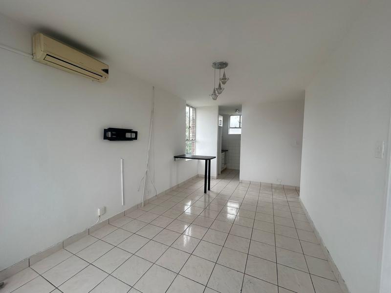 To Let 1 Bedroom Property for Rent in Windermere KwaZulu-Natal