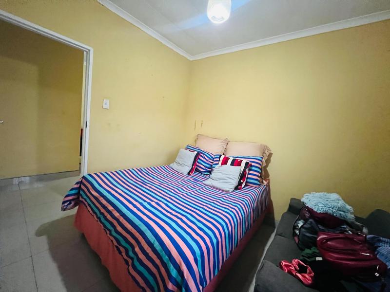 To Let 2 Bedroom Property for Rent in Kwamashu KwaZulu-Natal