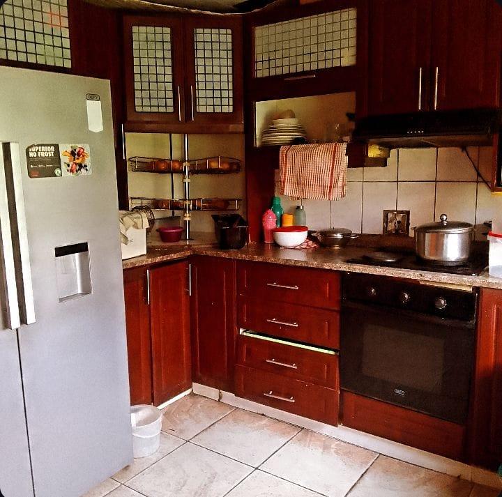 4 Bedroom Property for Sale in Umlazi KwaZulu-Natal