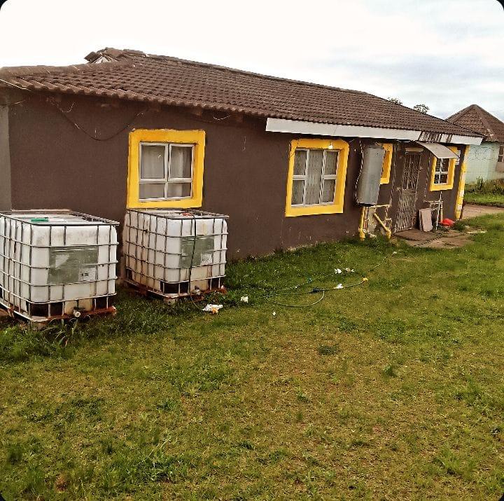 4 Bedroom Property for Sale in Umlazi KwaZulu-Natal