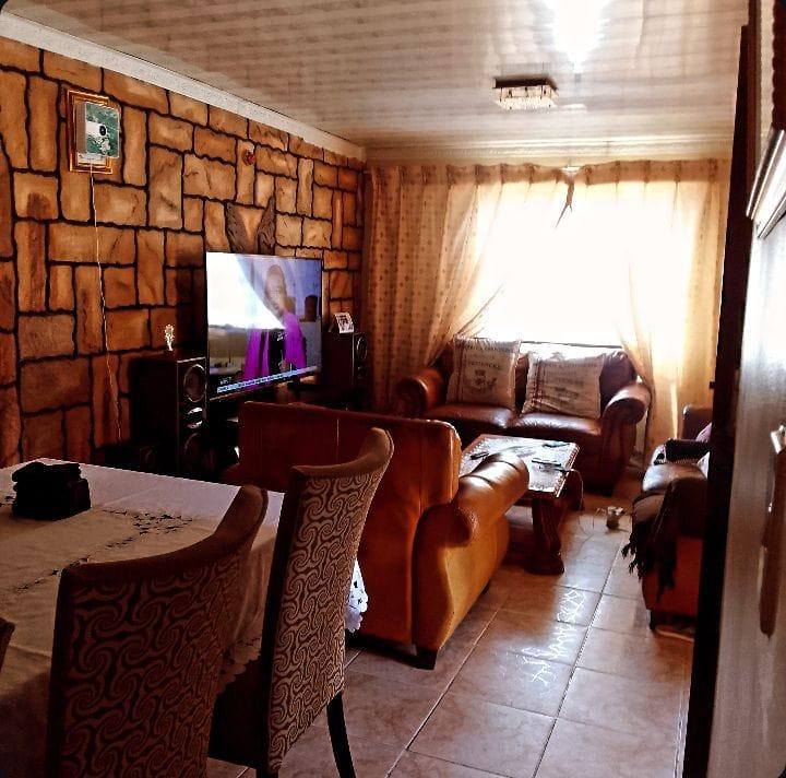 3 Bedroom Property for Sale in Umlazi KwaZulu-Natal