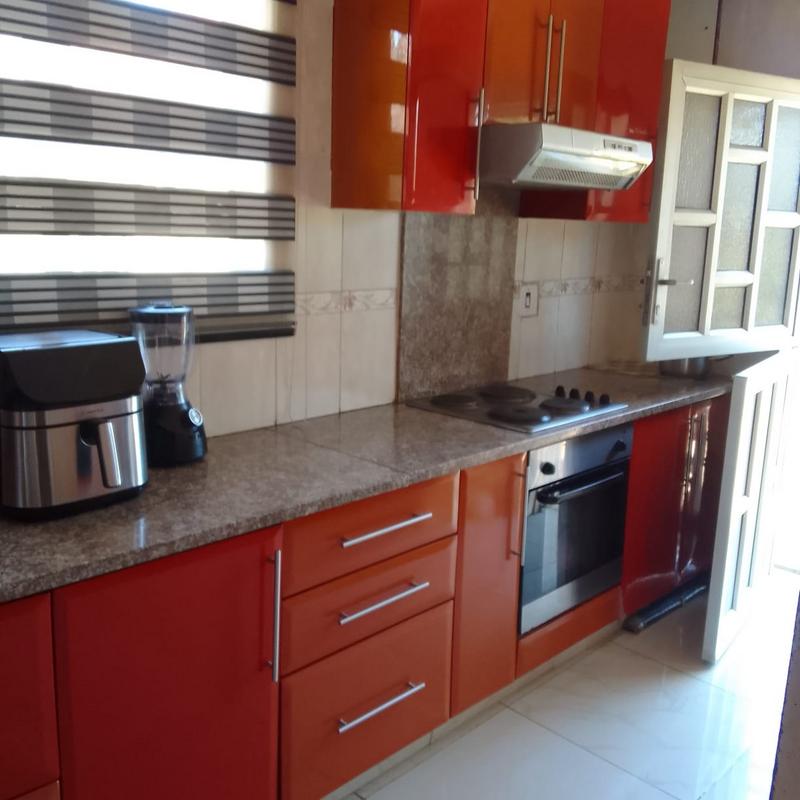 3 Bedroom Property for Sale in Umlazi KwaZulu-Natal