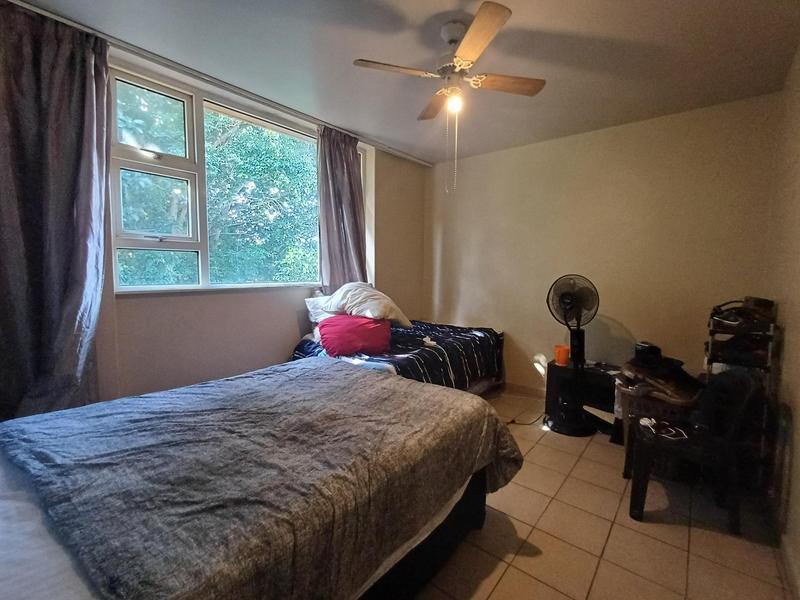 1 Bedroom Property for Sale in Essenwood KwaZulu-Natal