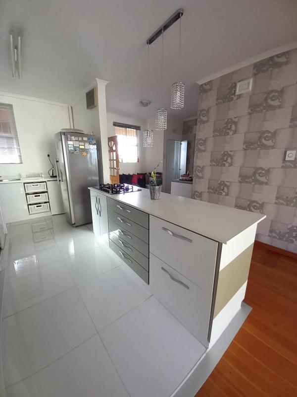 1 Bedroom Property for Sale in Musgrave KwaZulu-Natal