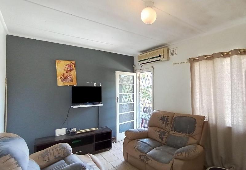2 Bedroom Property for Sale in Pinetown KwaZulu-Natal