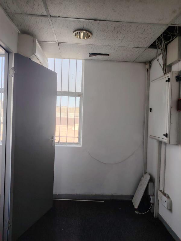 To Let commercial Property for Rent in North Beach KwaZulu-Natal