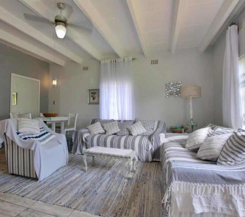 2 Bedroom Property for Sale in Umkomaas KwaZulu-Natal