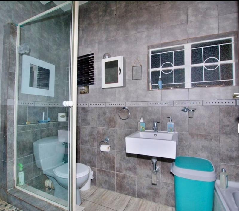 2 Bedroom Property for Sale in Umkomaas KwaZulu-Natal