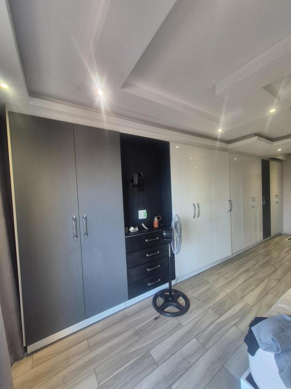 2 Bedroom Property for Sale in Durban North KwaZulu-Natal