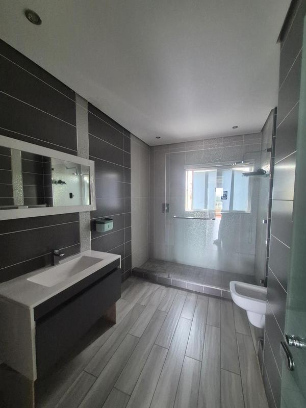 2 Bedroom Property for Sale in Durban North KwaZulu-Natal