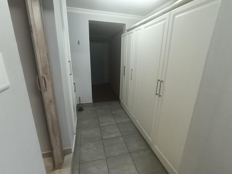 5 Bedroom Property for Sale in Trafalgar KwaZulu-Natal