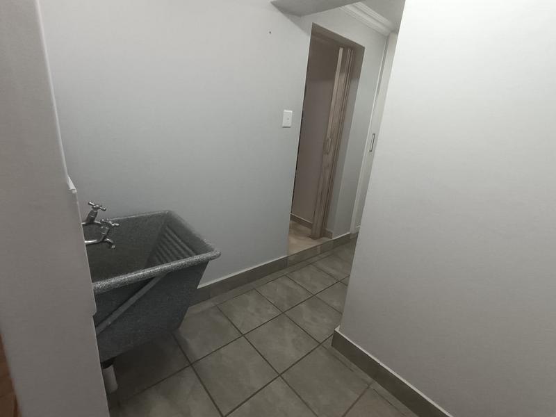 5 Bedroom Property for Sale in Trafalgar KwaZulu-Natal