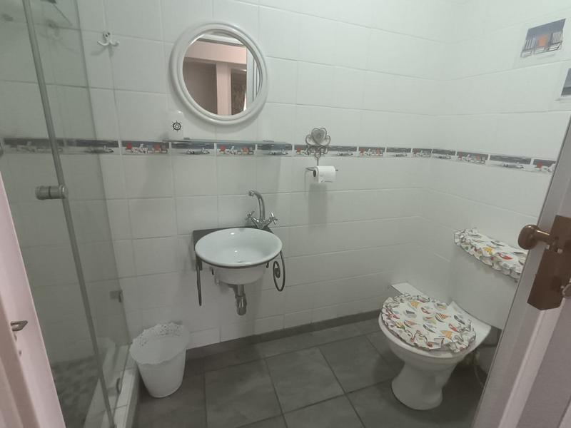 5 Bedroom Property for Sale in Trafalgar KwaZulu-Natal