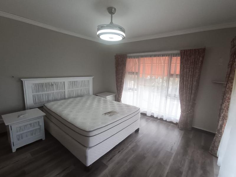 5 Bedroom Property for Sale in Trafalgar KwaZulu-Natal